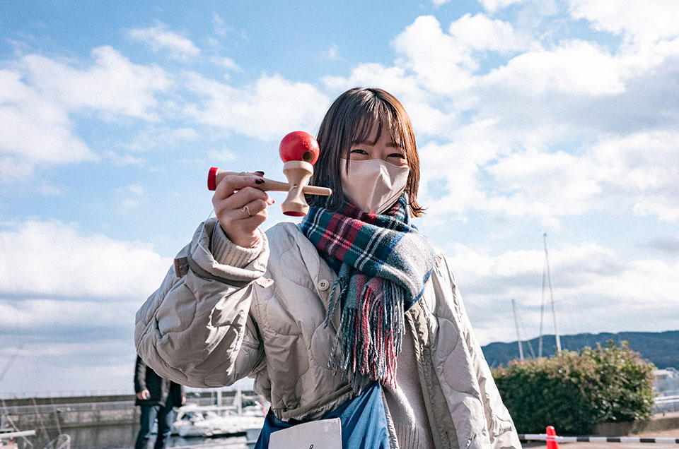 20. 正月ということで（？）道の駅にあったけん玉をやって帰宅